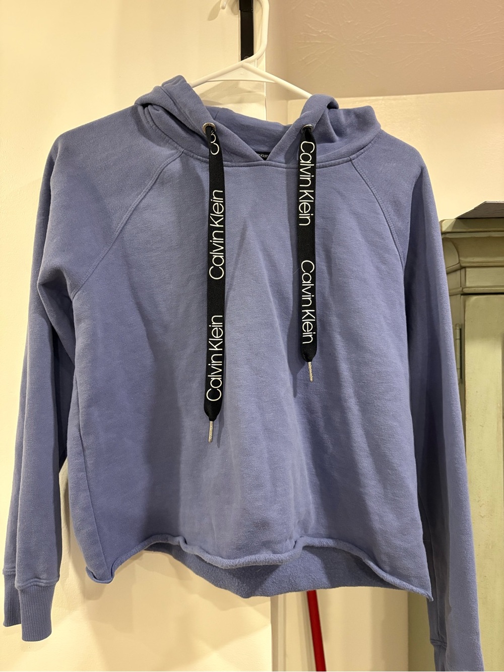 Calvin Klein Lavender Crop Hoodie with Branded Drawstrings